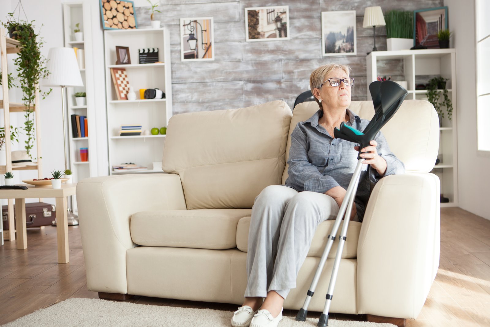 Ayudas para levantarse: qué opciones existen y cómo elegir la adecuada